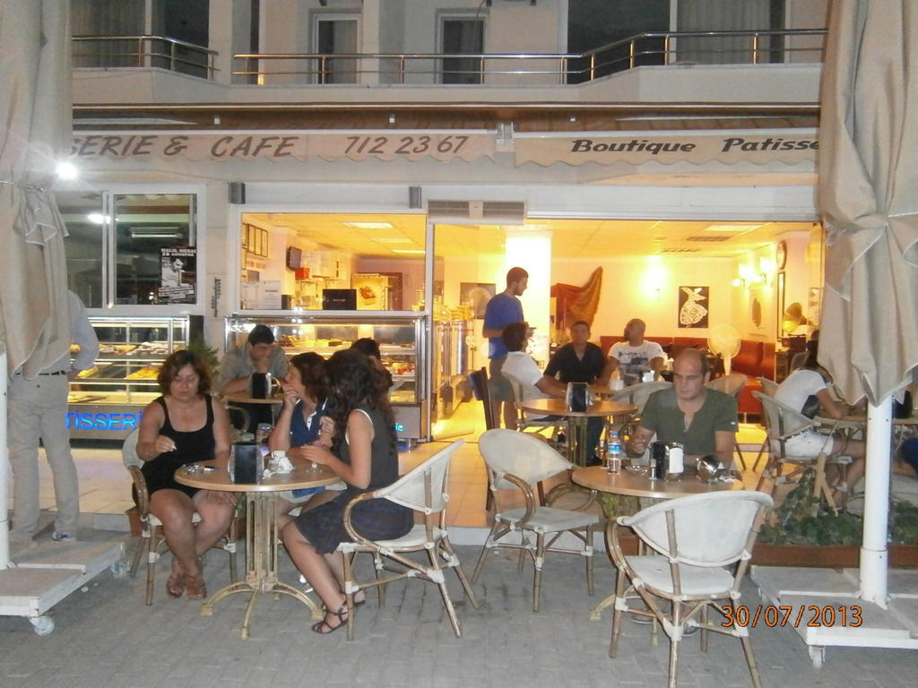 דטקה Aydeniz Apart Hotel מראה חיצוני תמונה
