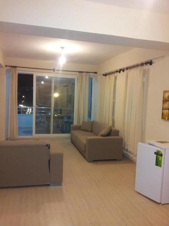 דטקה Aydeniz Apart Hotel מראה חיצוני תמונה